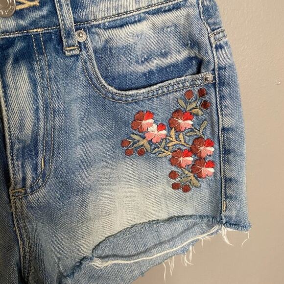 Garage Festival Floral Distressed Denim Jean Shorts Sz 1 - Picture 2 of 8